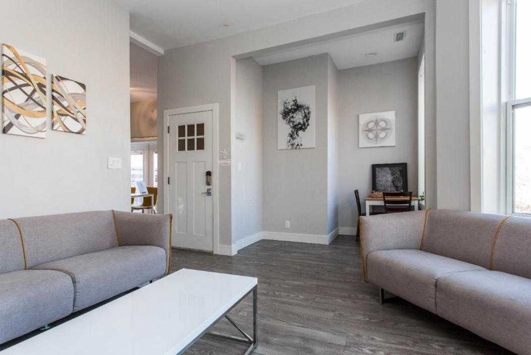 The Double Play - 1 Min Walk To Wrigley! Spacious 2Br - Perfect For Cubs Fans! Chicago Exteriér fotografie