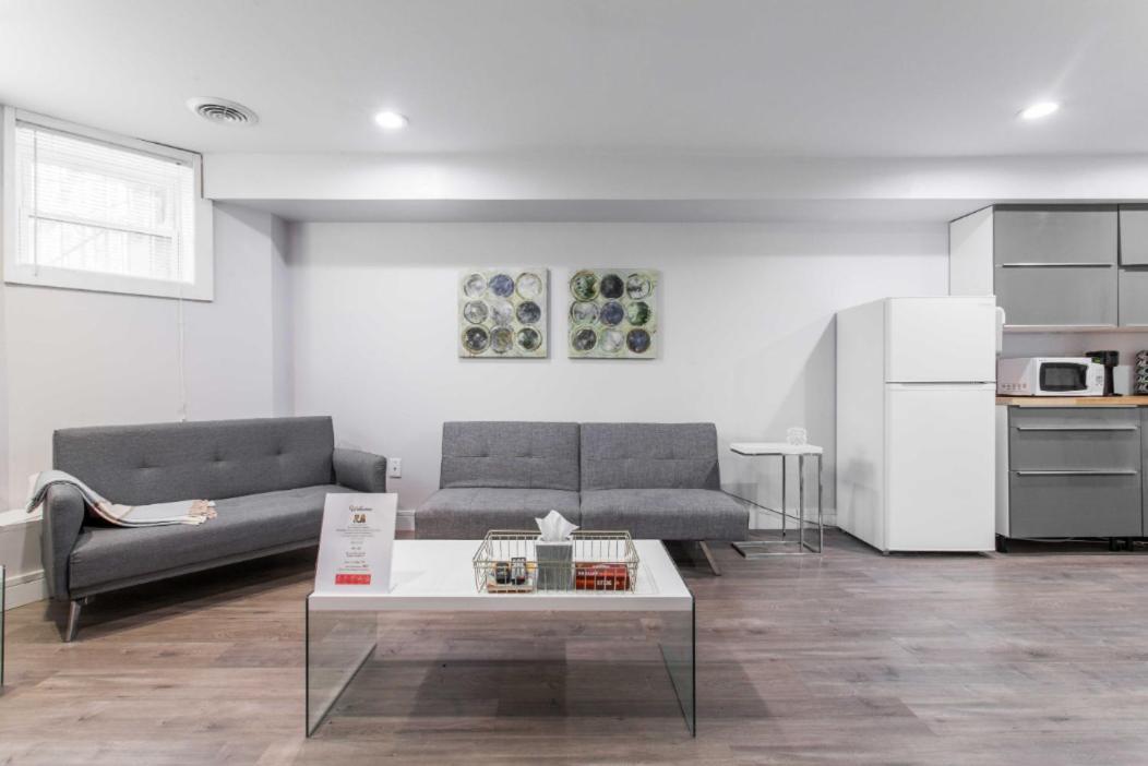 The Double Play - 1 Min Walk To Wrigley! Spacious 2Br - Perfect For Cubs Fans! Chicago Exteriér fotografie